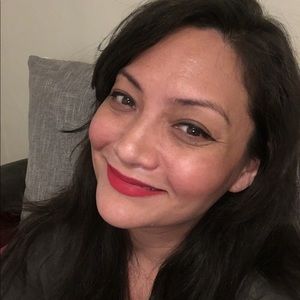 Meet your Posher, Deanna